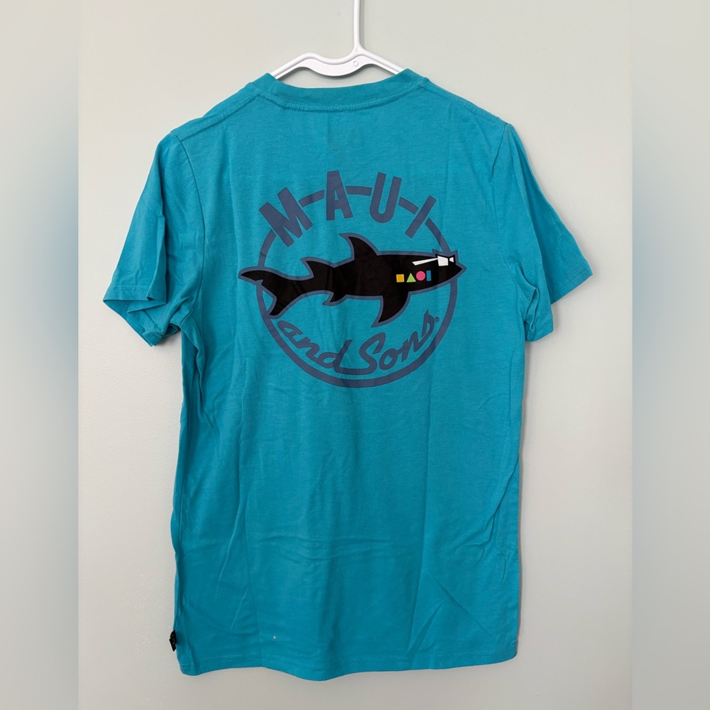 Maui and Sons Shark Logo Graphic T-Shirt - Teal Blue - Size Small